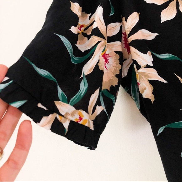 ZARA Printed wrap tee - Picture 3 of 6